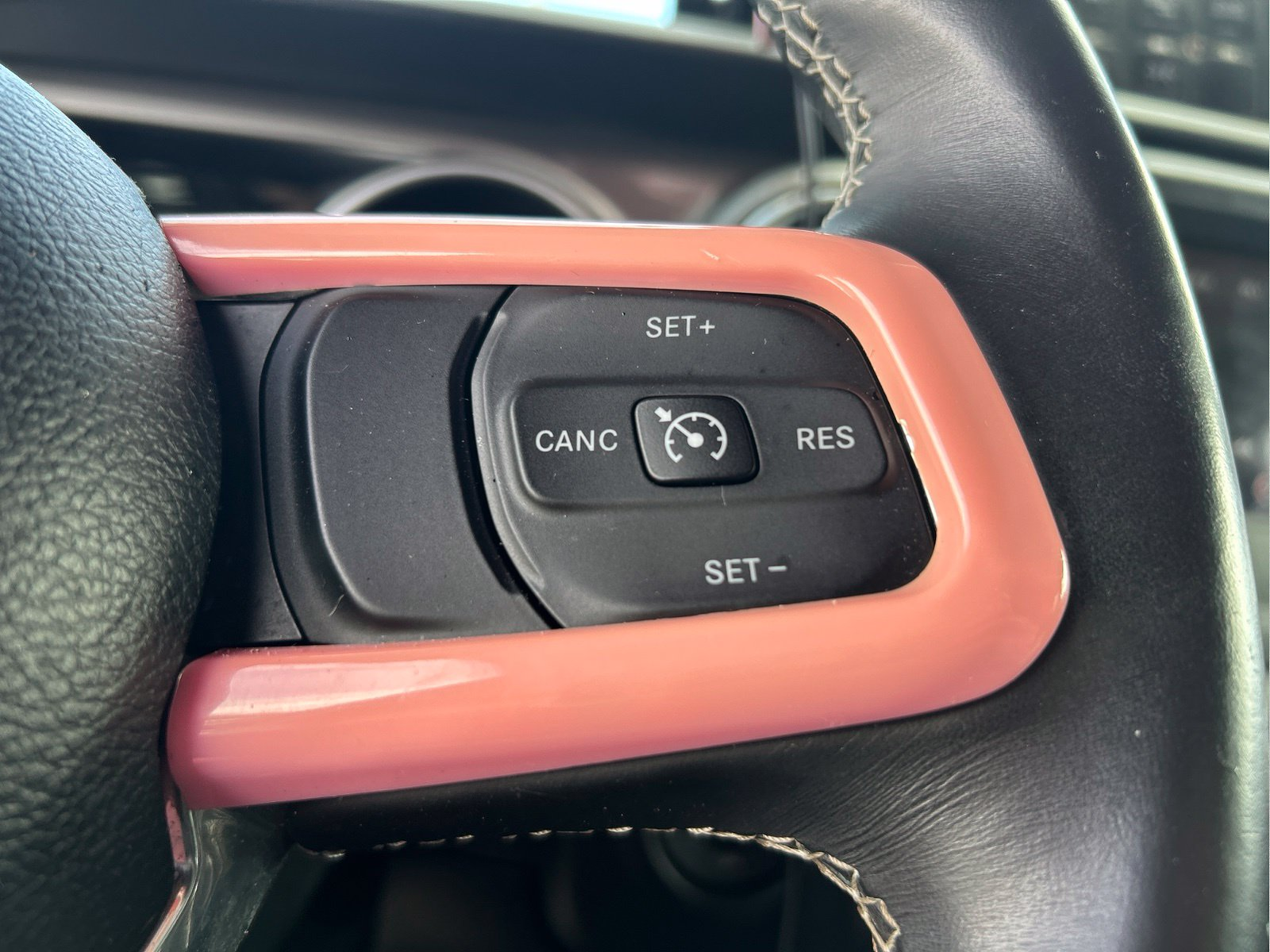 Used 2018 Gray Jeep Unlimited Sahara image 15