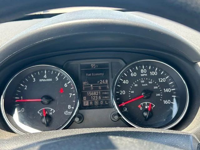 Used 2013 Silver Nissan S image 18