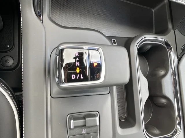 New 2026 Sterling Metallic GMC AT4X image 20