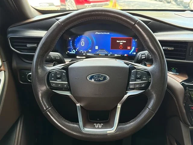 Used 2021 Blue Ford King Ranch image 24