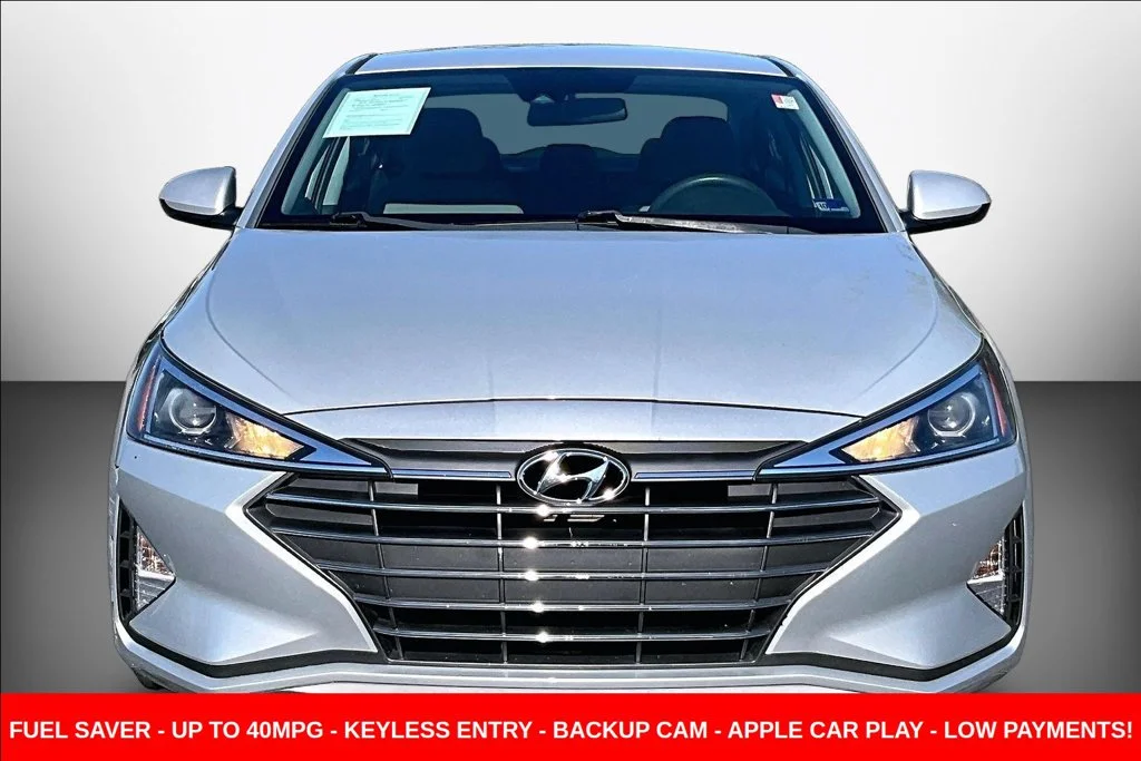 Used 2020 Silver Hyundai SEL image 2