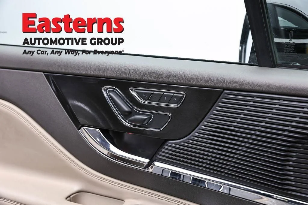 Used 2022 Black Lincoln Standard image 24
