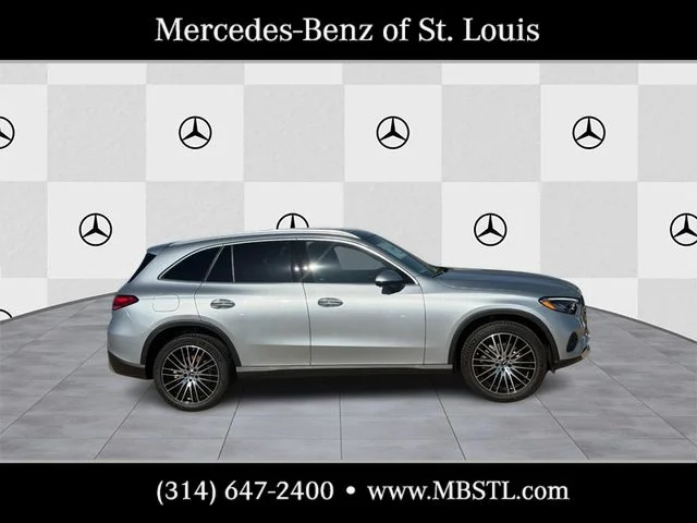 New 2026 Cirrus Silver Metallic Mercedes-Benz GLC 300 image 2