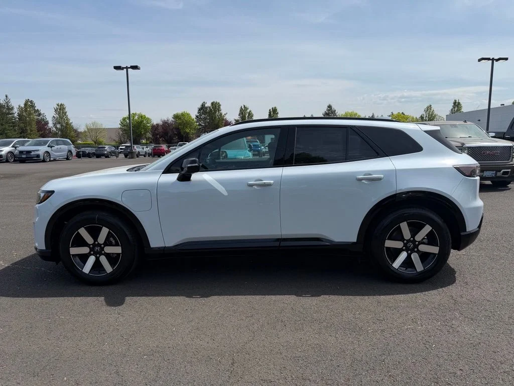 New 2026 Frostline White Pearl Honda Touring image 5
