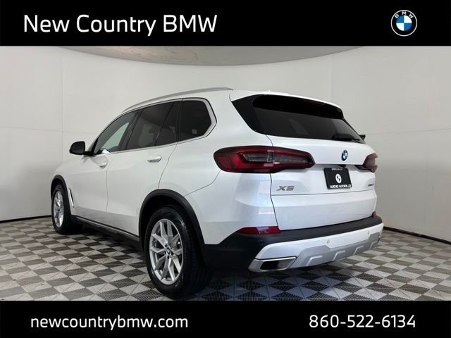 Used 2023 Mineral White Metallic BMW xDrive40i image 5