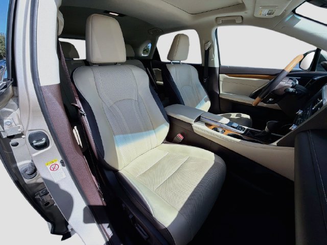 Used 2018 Cashmere Metallic Lexus RX 350 image 15