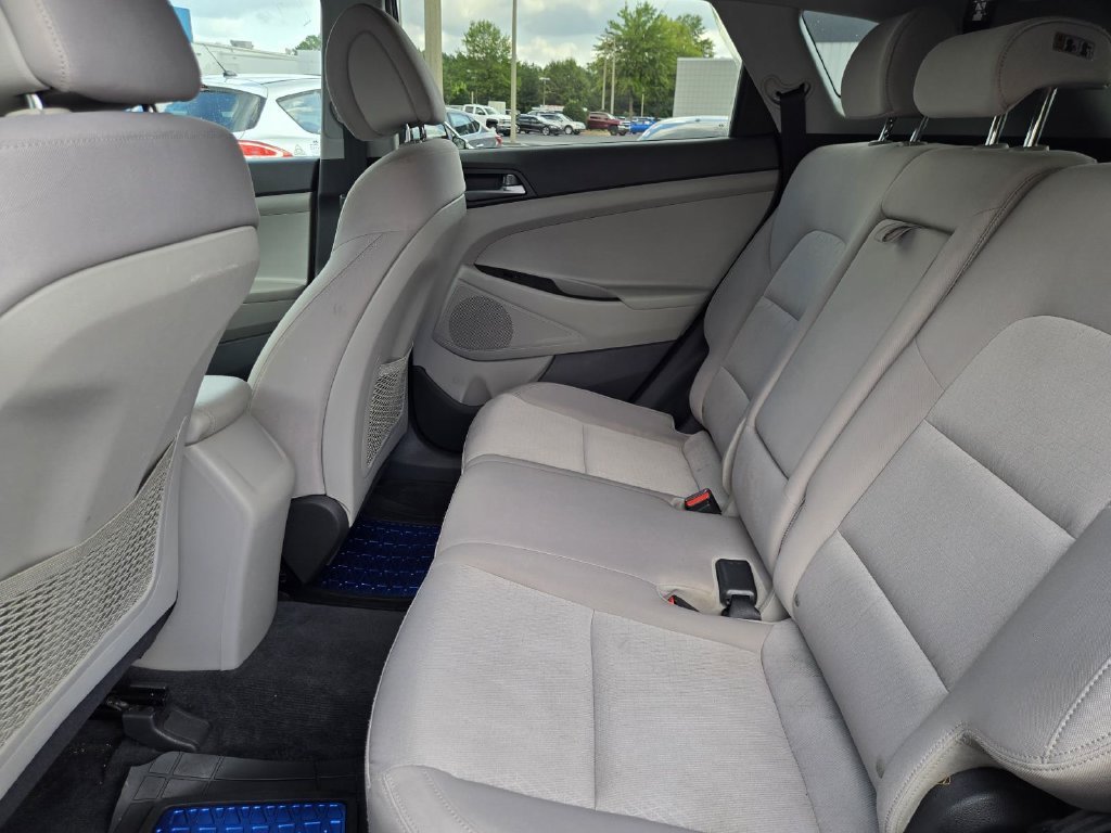 Used 2016 Gray Hyundai Sport image 14