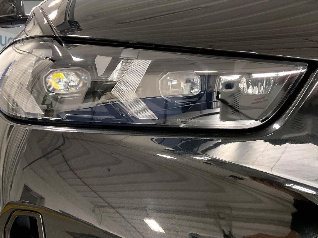 Used 2024 Black BMW xDrive40i image 34