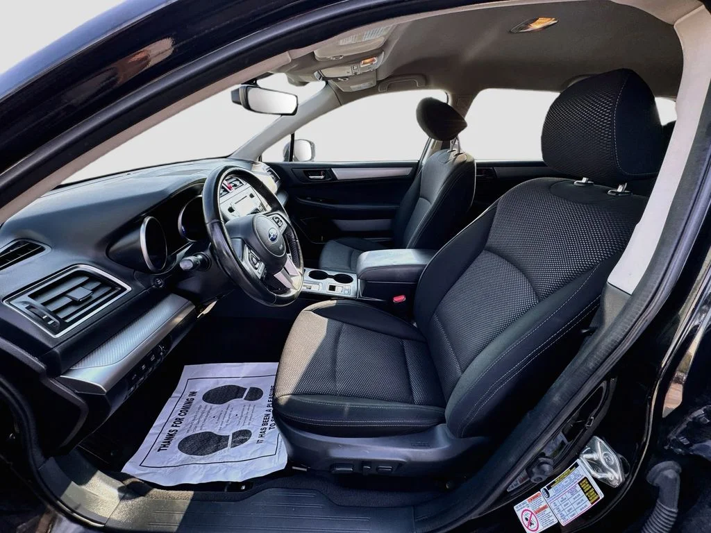 Used 2017 Black Subaru 2.5i Premium image 24