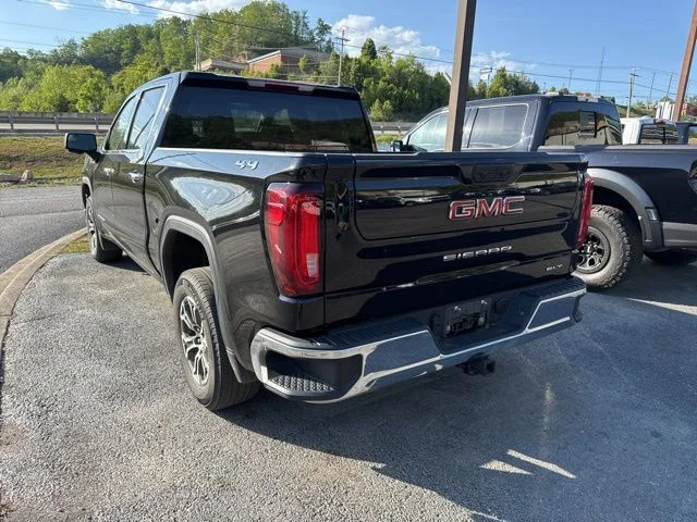 Used 2025 Black GMC SLT image 5