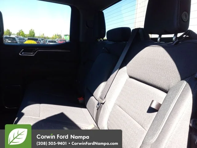 Used 2025 Red Chevrolet RST image 24