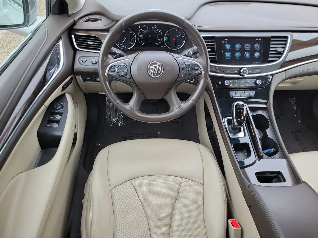 Used 2019 Silver Buick Premium I Group image 10