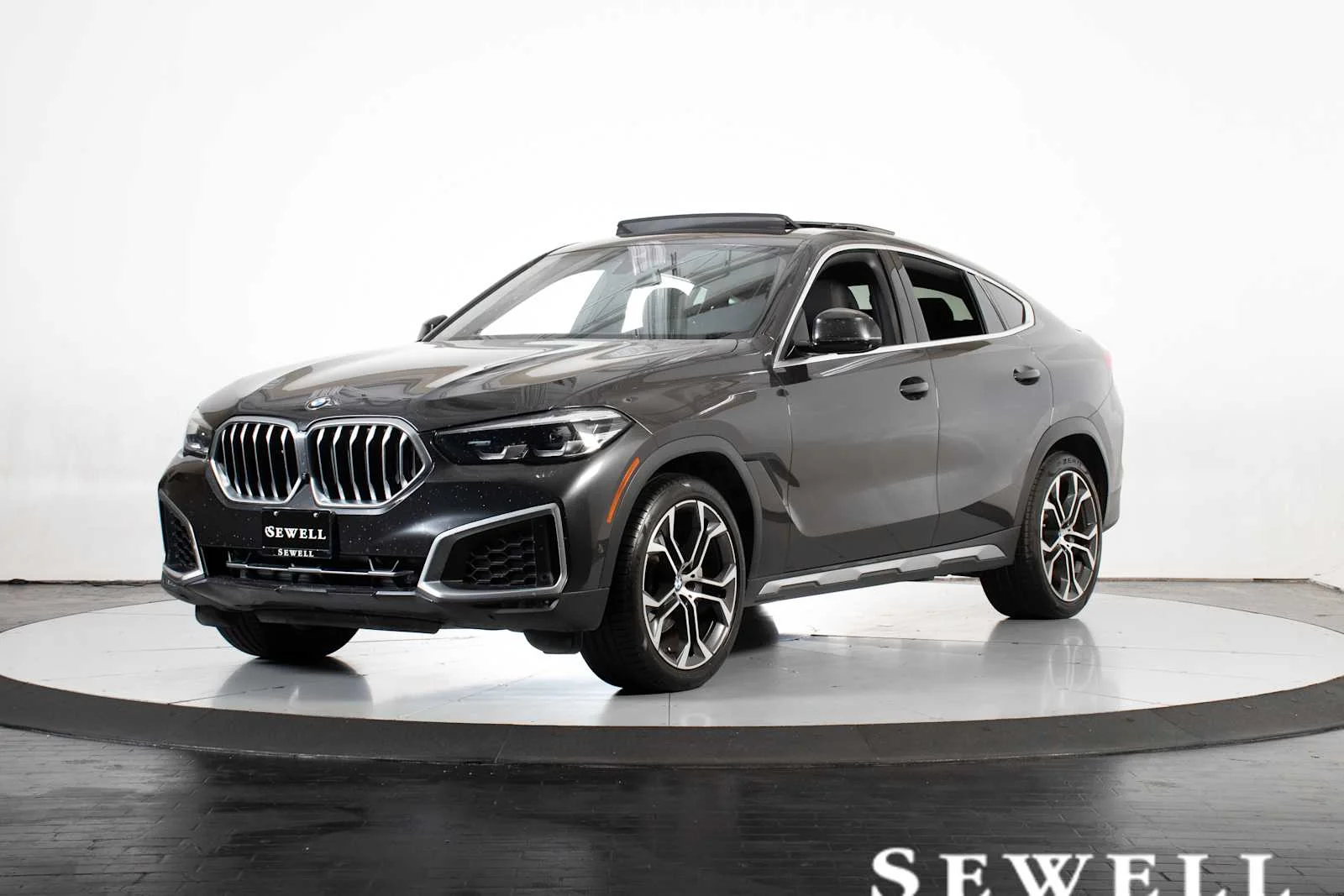 2021 BMW X6 xDrive40i's photo
