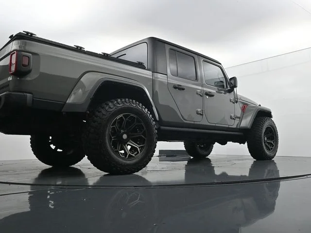 Used 2023 Gray Jeep Sport S image 32
