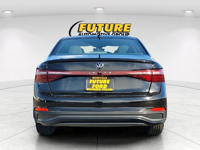Used 2025  Volkswagen 1.5T Sport image 5