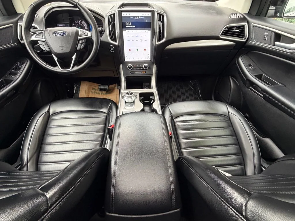 Used 2024 Black Ford SEL image 12