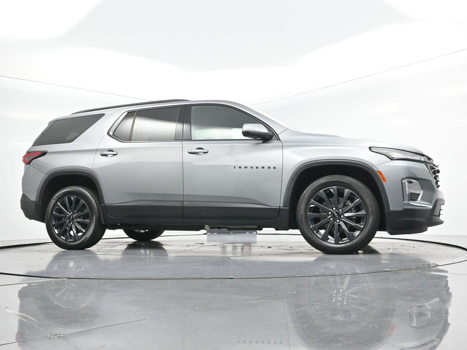 Used 2023 Sterling Gray Metallic Chevrolet RS image 41
