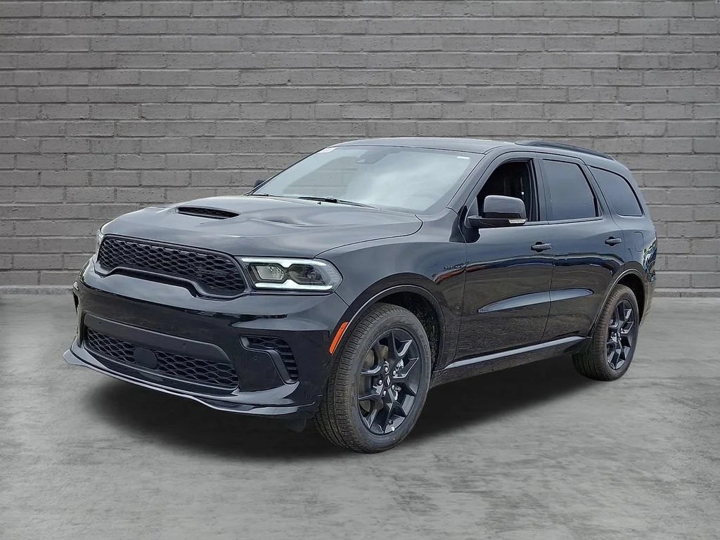 New 2026 DB Black Clearcoat Dodge GT Plus HEMI V8 image 4