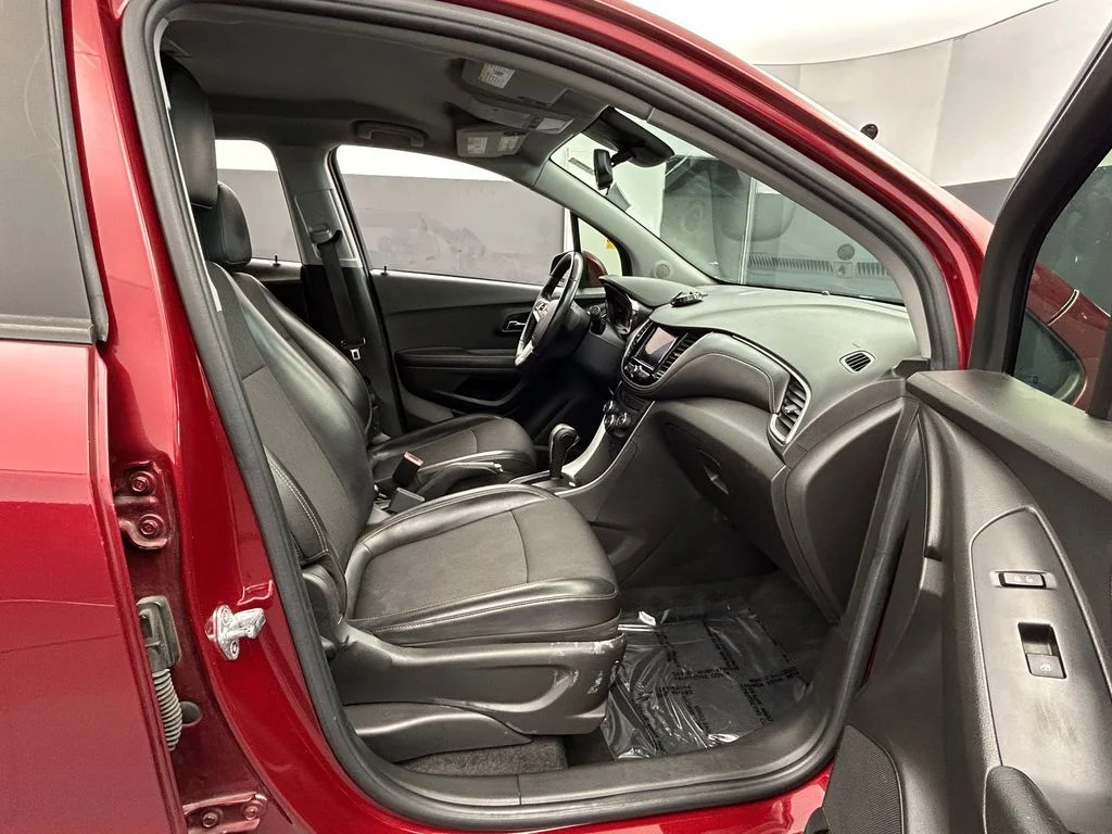 Used 2021 Crimson Metallic Chevrolet LT image 13