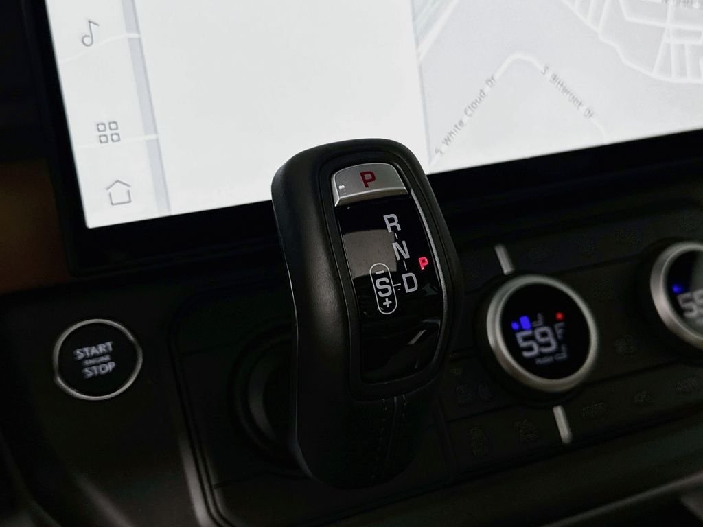 New 2026 Carpathian Grey Land Rover V8 image 18