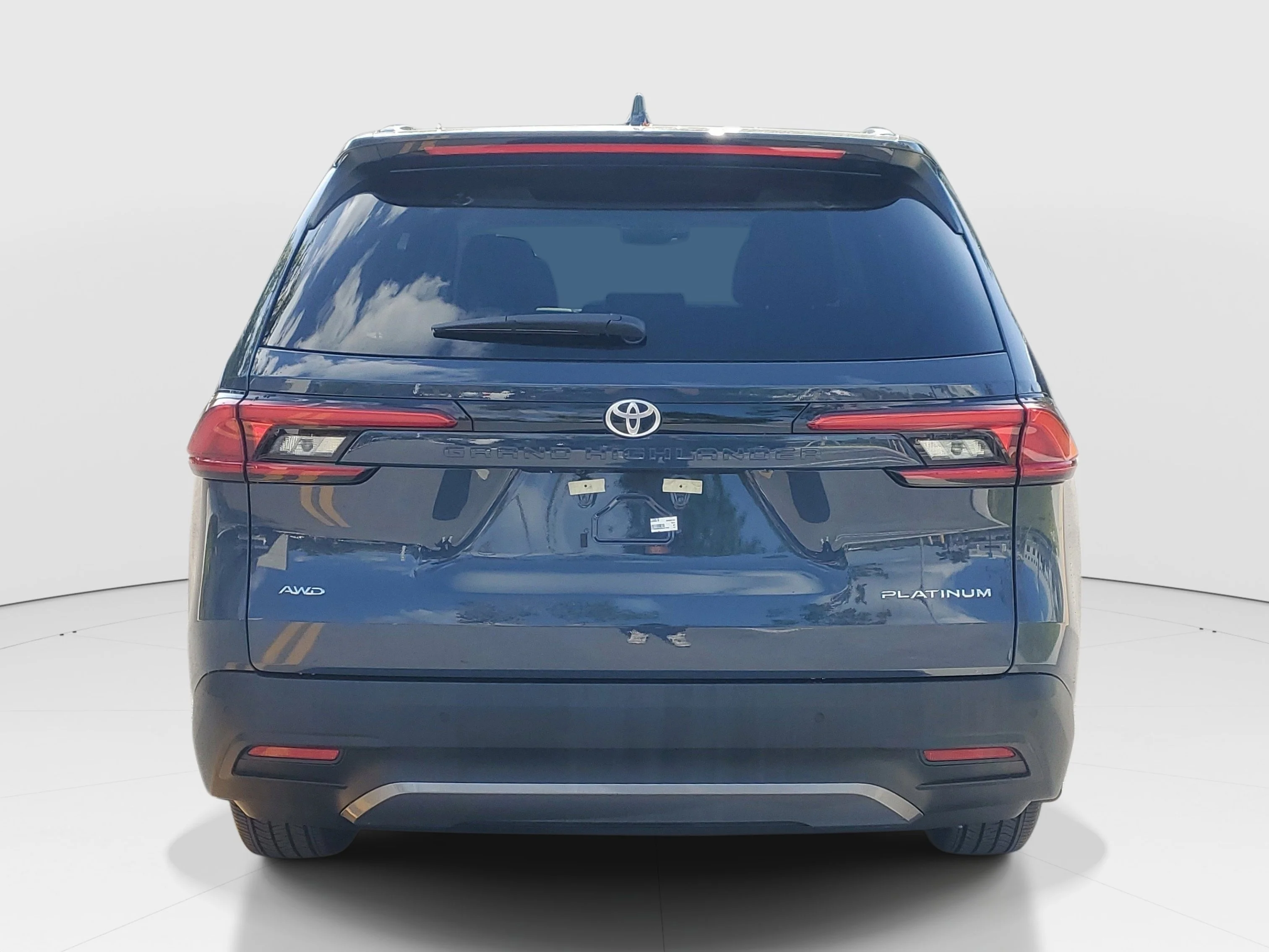Used 2024 Cloud Toyota Platinum image 6