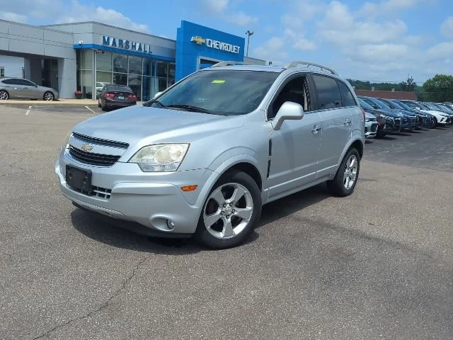 Used 2014 Silver Ice Metallic Chevrolet LTZ image 3