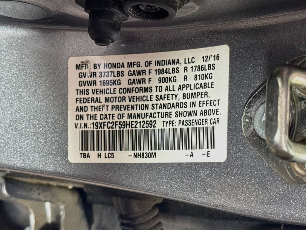 Used 2017 Lunar Silver Metallic Honda LX image 29