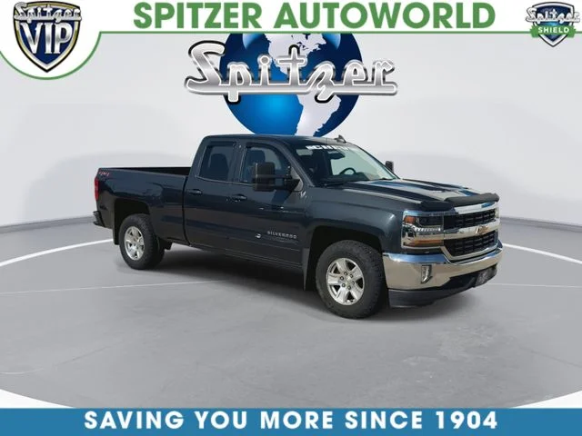 Used 2018 Gray Chevrolet LT image 3