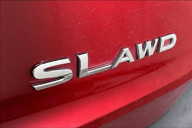 Used 2023 Red Nissan SL image 21