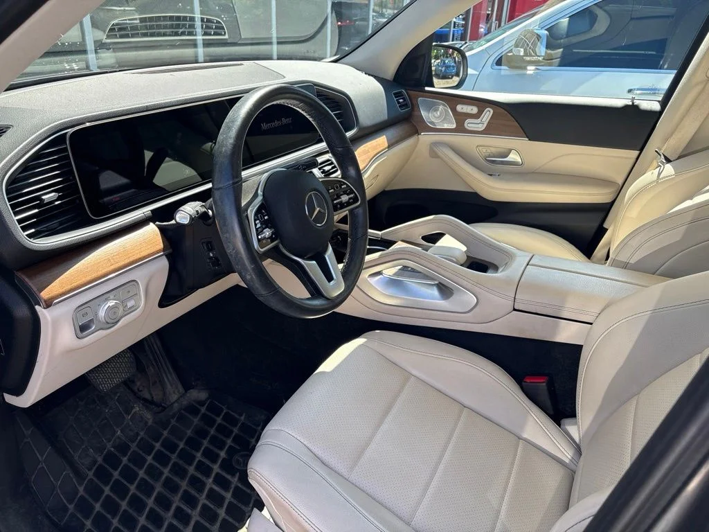 Used 2022 Gray Mercedes-Benz GLE 350 image 3