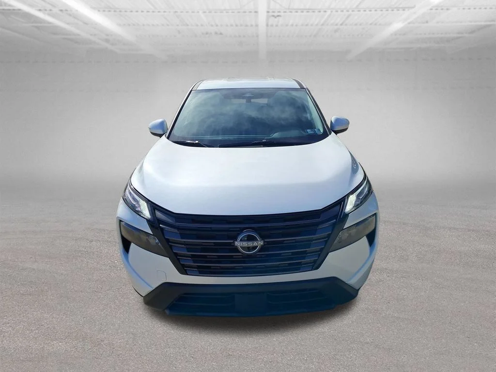 New 2026 White Nissan SV image 9