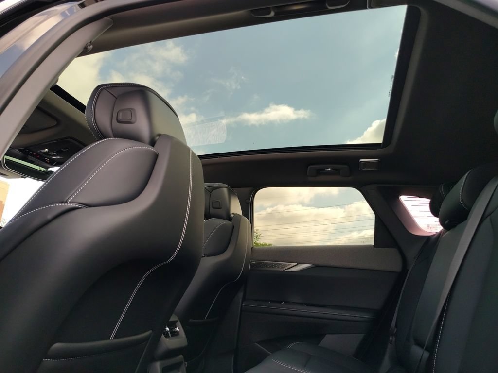2027 Cadillac OPTIQ Premium Sport - Photo 43