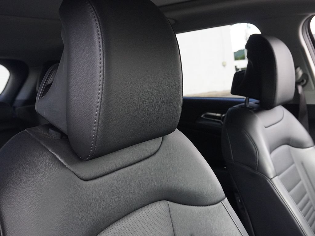 Used 2025 Blue Kia SX-Prestige image 33
