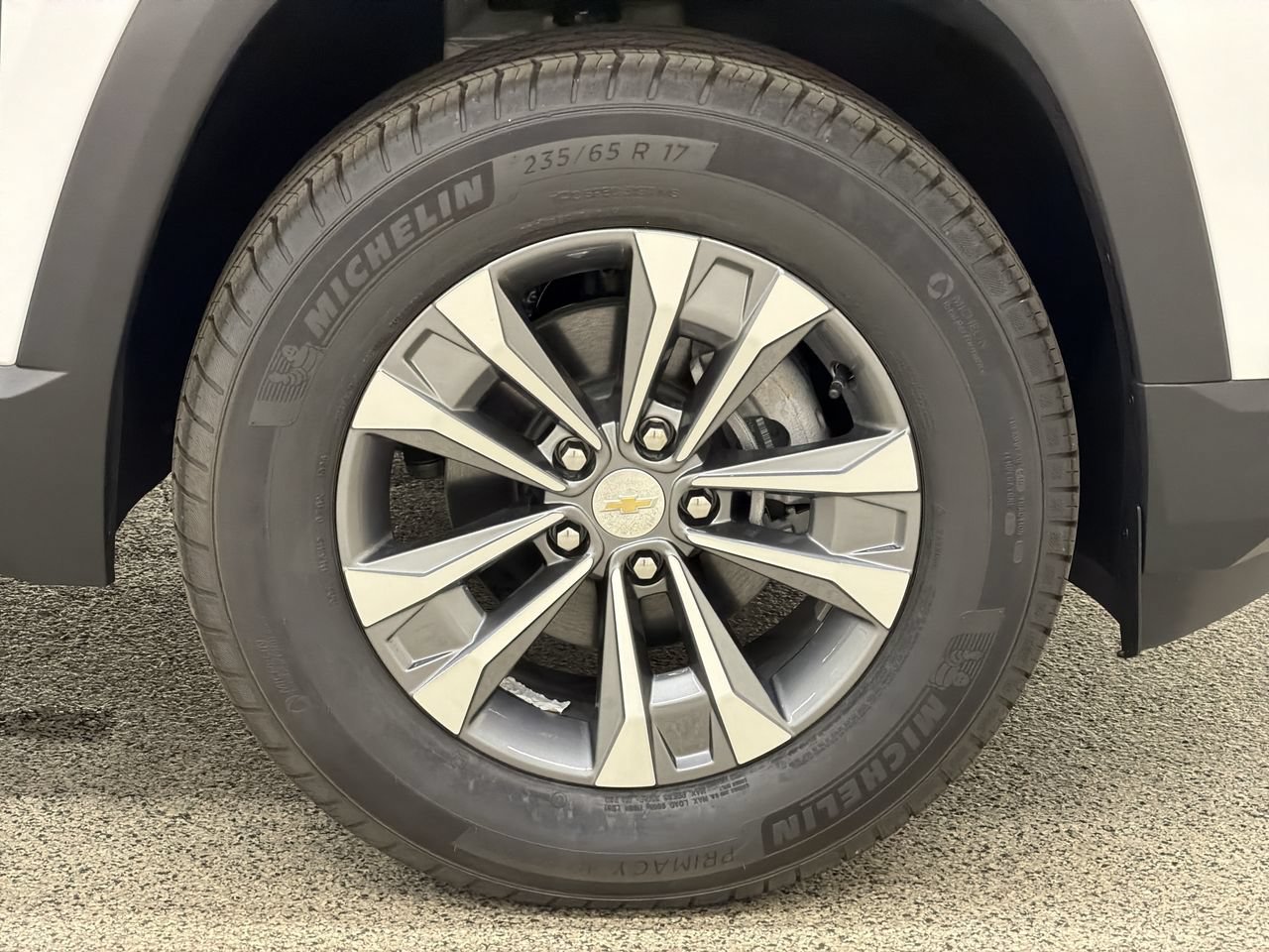 2026 Chevrolet Equinox LT - Photo 10