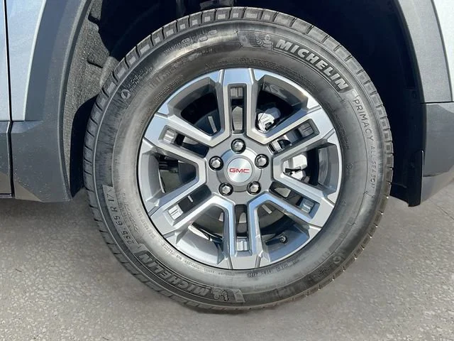 Used 2026 Sterling Metallic GMC Elevation image 19