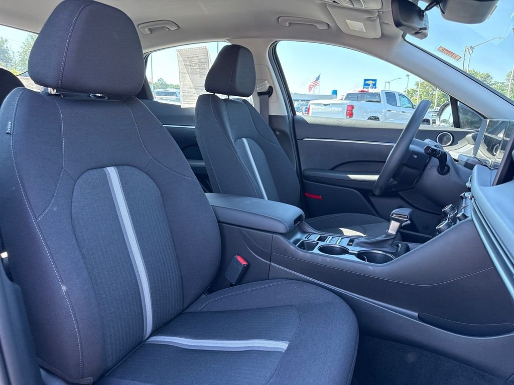Used 2026 Gray Hyundai SE image 22
