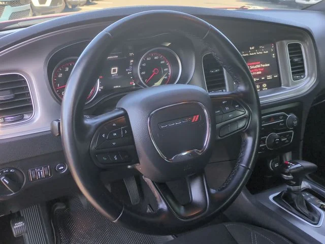 Used 2023 Red Dodge SXT image 31