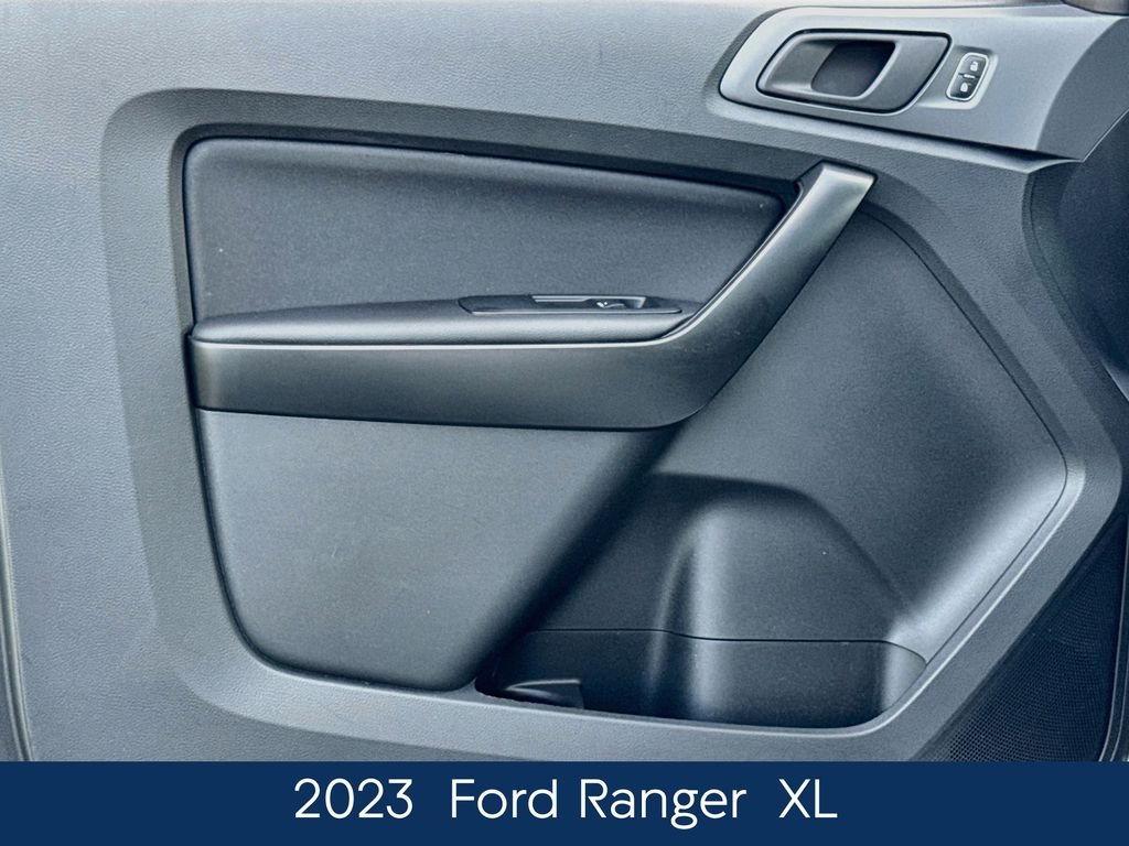 Used 2023 White Ford XL image 15