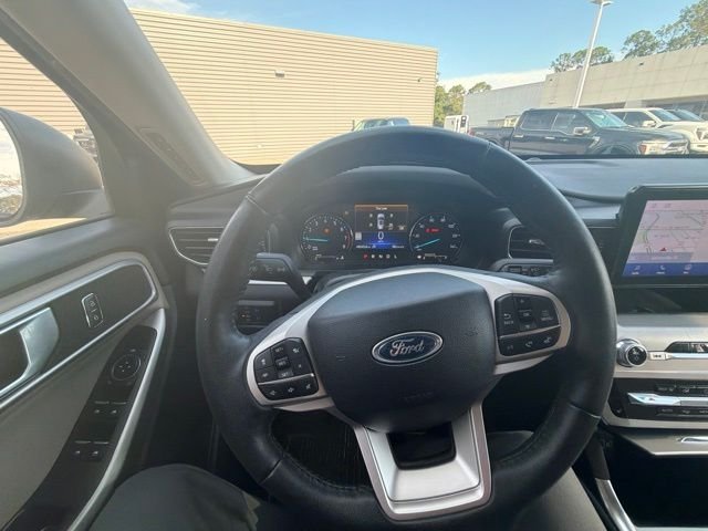 Used 2023 Gray Ford XLT image 15