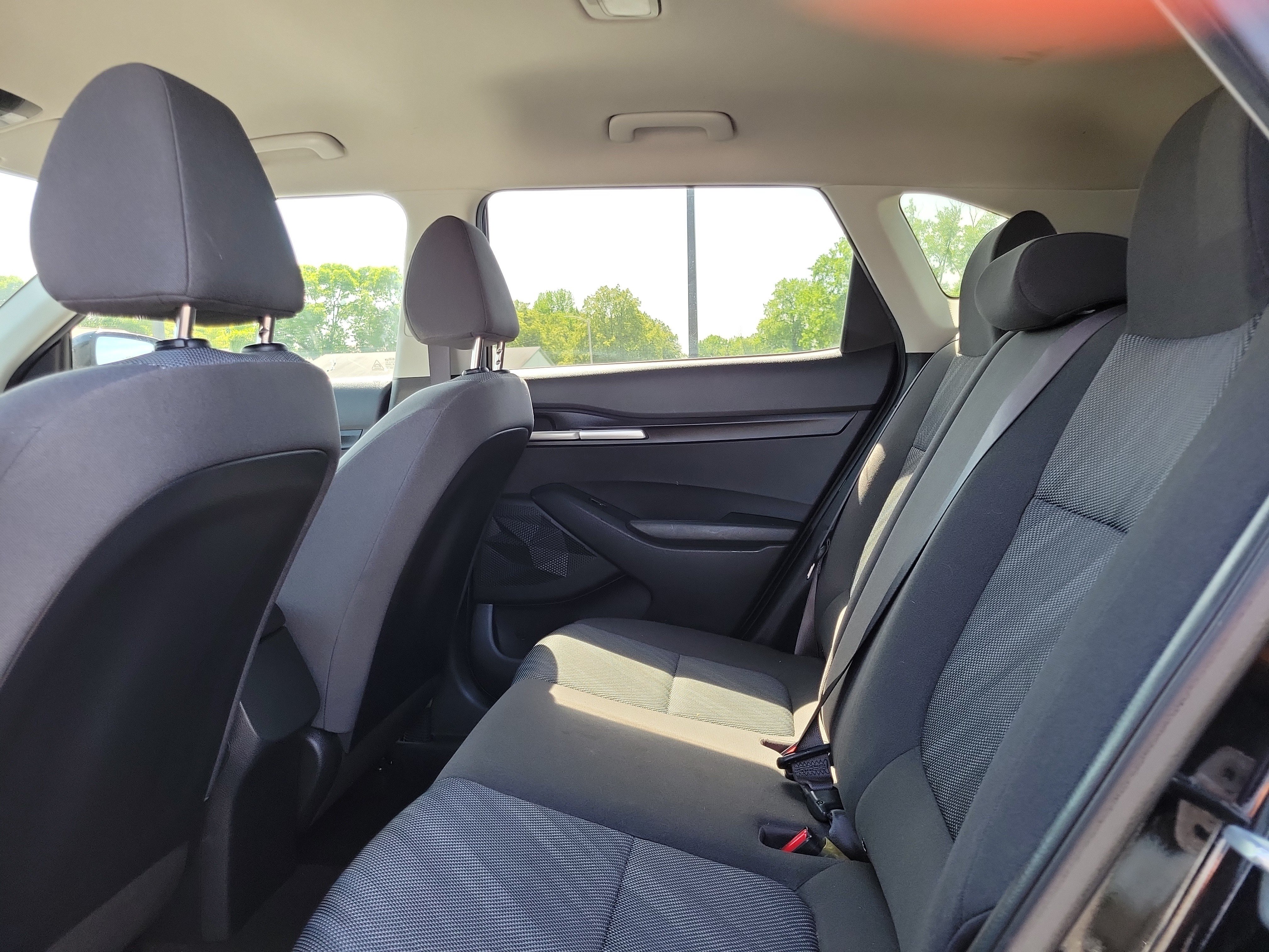 Used 2021 Black Kia LX image 11
