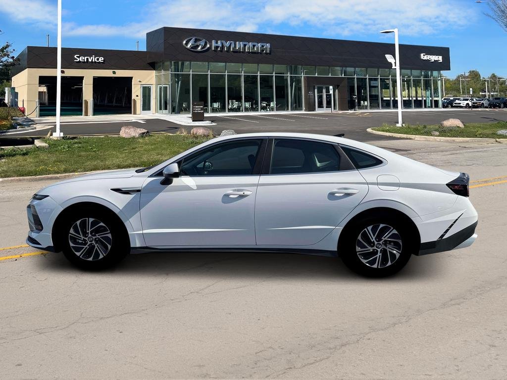 New 2026 White Hyundai Blue image 3