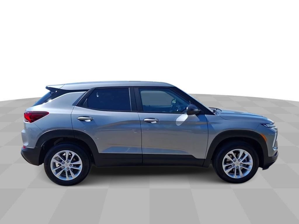 2024 Chevrolet TrailBlazer LS - Photo 9