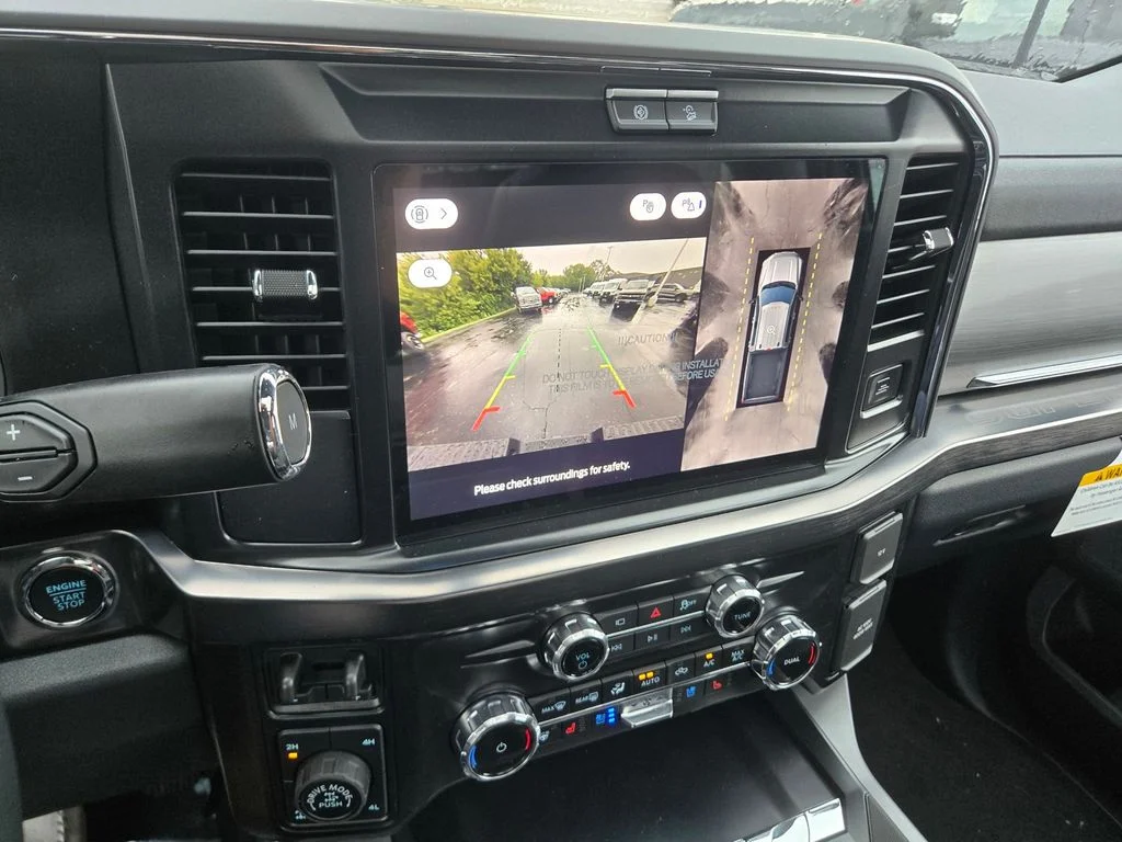 New 2026 Glacier Gray Metallic Tri-Coat Ford F-250® Lariat® image 8