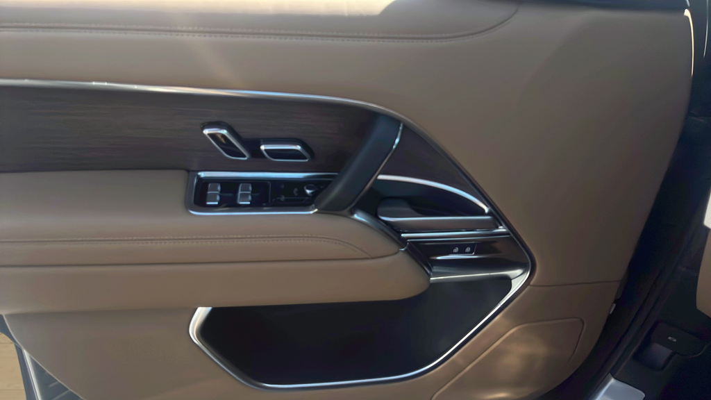 2026 Land Rover Range Rover SE - Photo 22