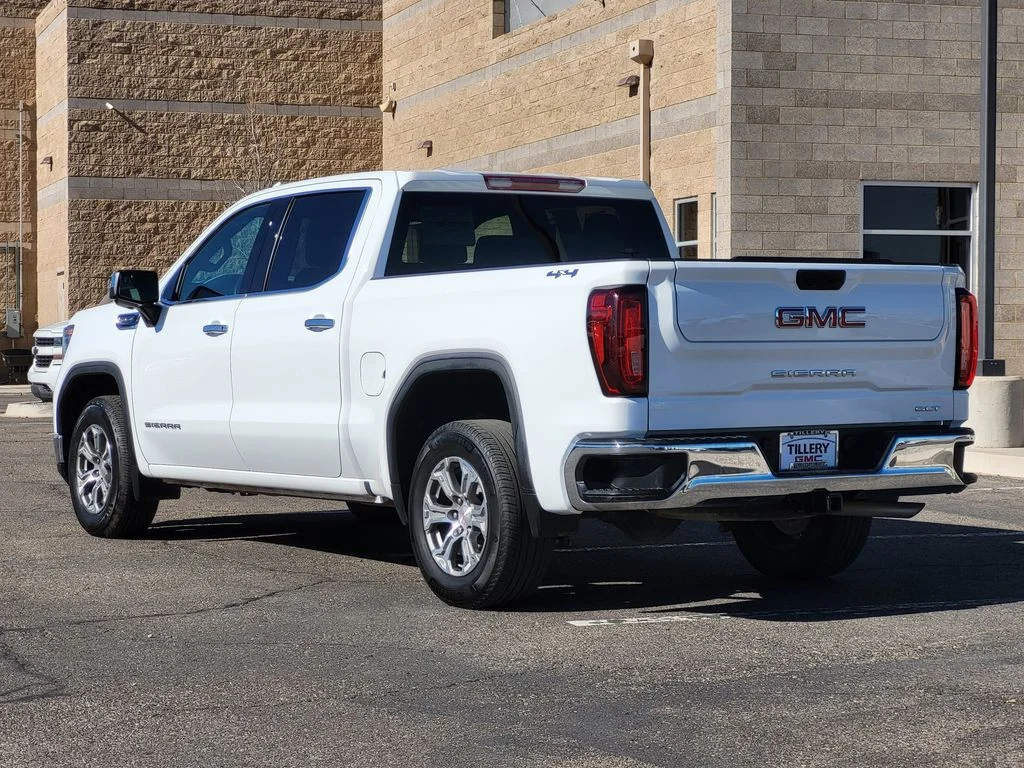 Used 2025 Summit White GMC SLT image 5