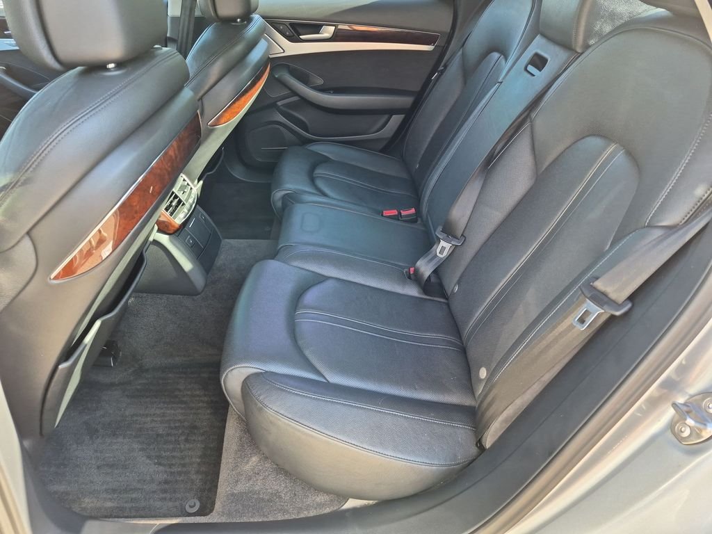 Used 2013  Audi 3.0T image 28