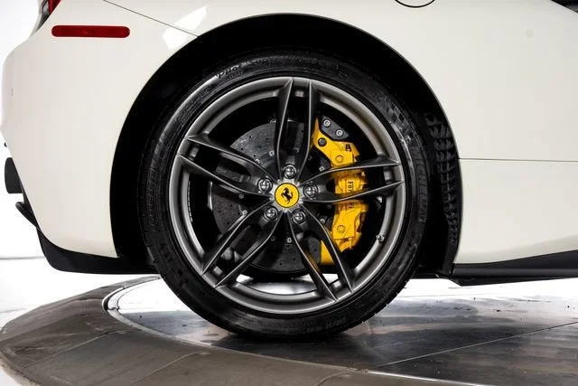 Certified Used 2017 Bianco Avus Ferrari  image 17