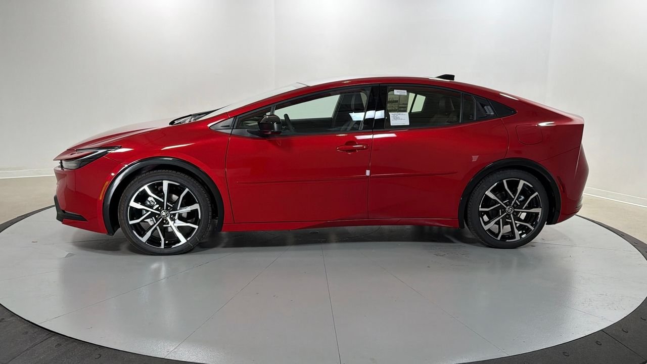 New 2026 Supersonic Red <sup>1</sup> Toyota  XSE Premium image 8