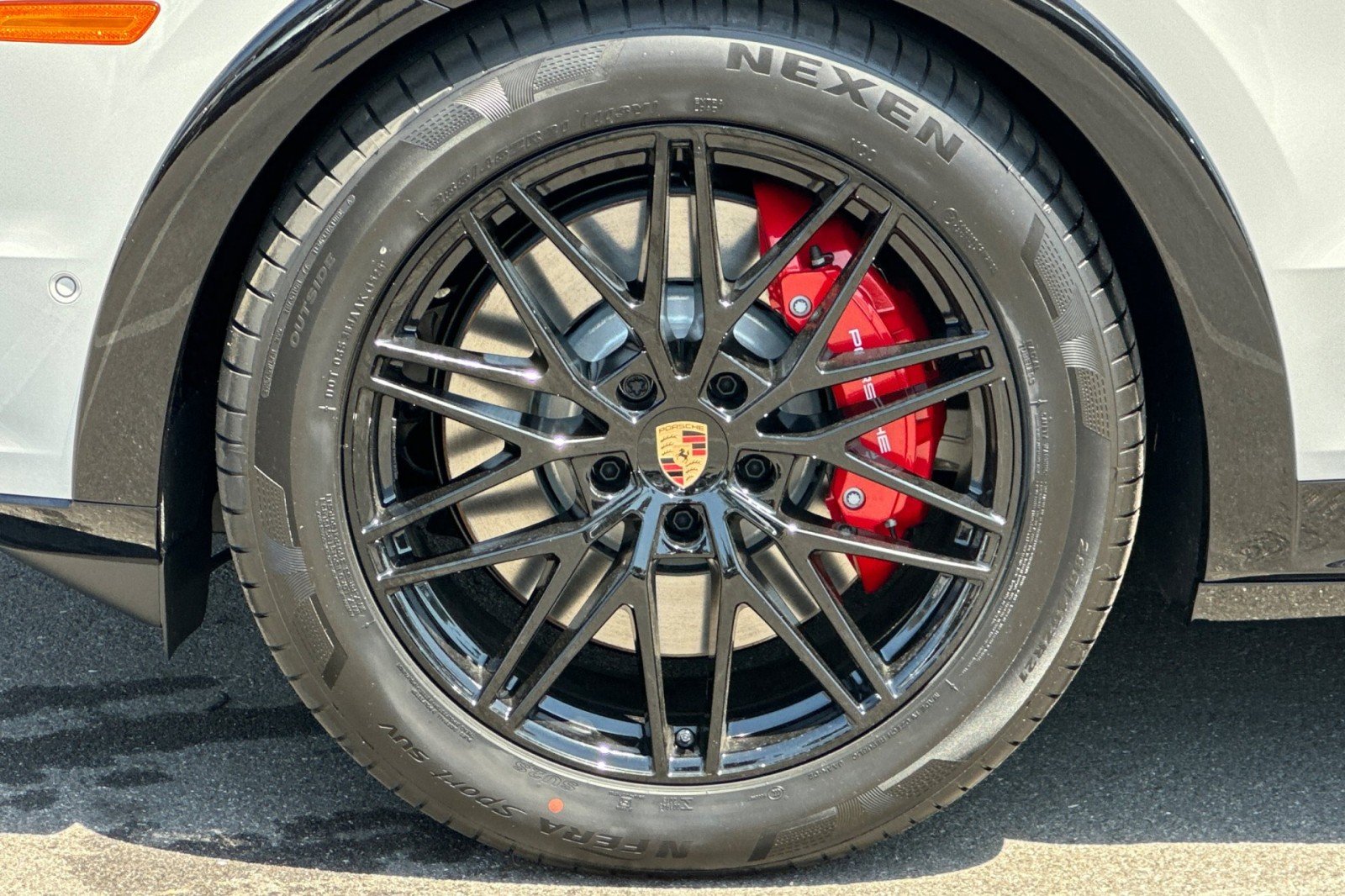 New 2026 Chalk Porsche GTS Coupe image 27
