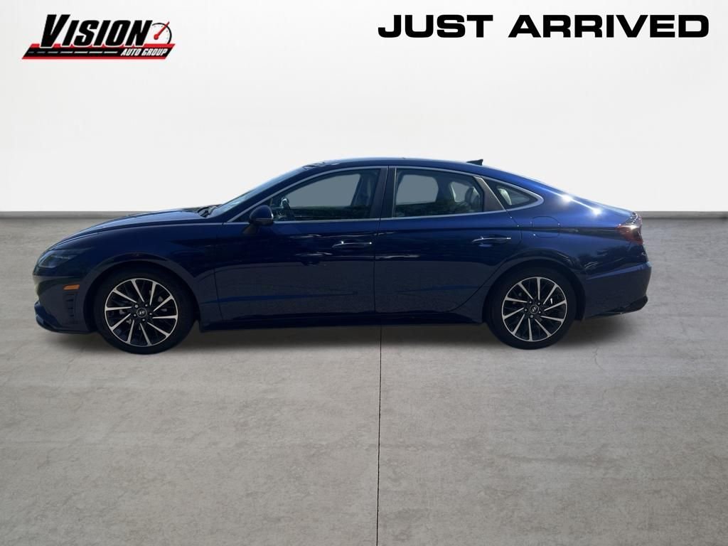 Used 2020 Blue Hyundai Limited image 2